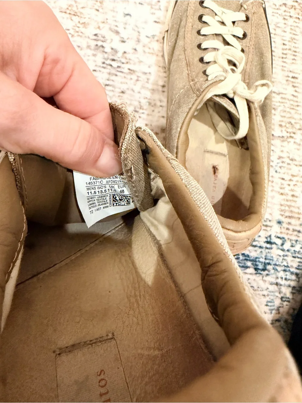 Converse Men's Low-Top Sneakers in Beige and Cream John Varvatos - Picture 4 of 4
